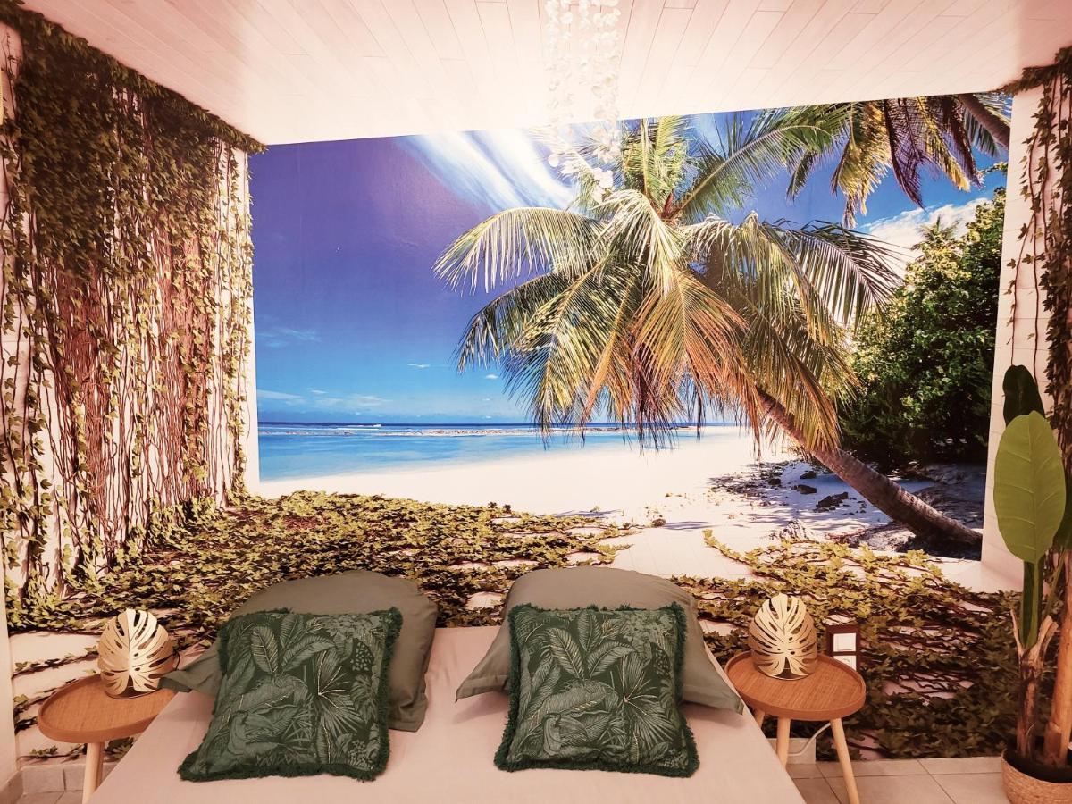 Le Studio Tahiti 4 Pers 600M De La Plage La Faviere Борм-ле-Мимоза Экстерьер фото